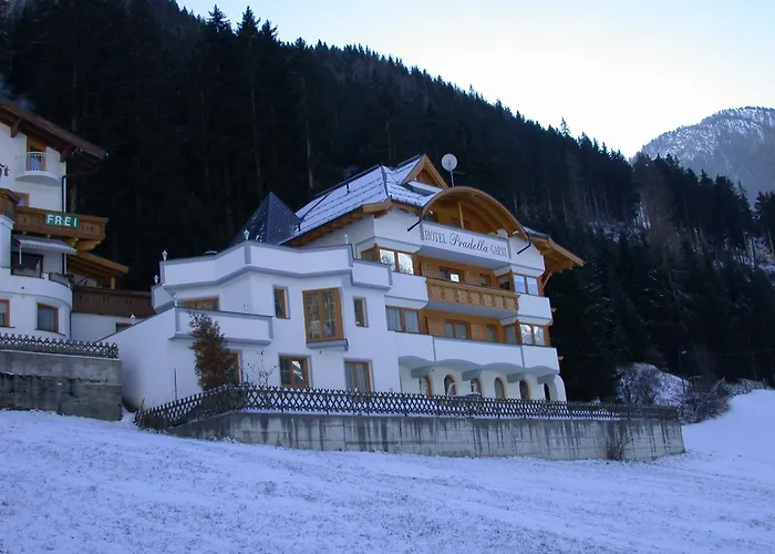 Garni Pradella Szálloda 3*